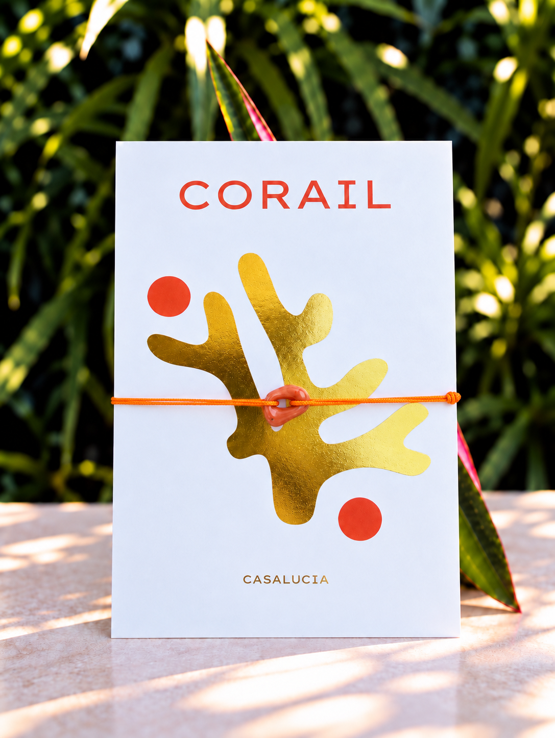 Giru – bracelet, orange, sur sa carte